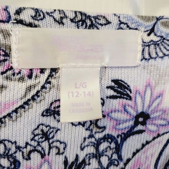 Beautiful design large sleep shirt - Picture 3 of 3